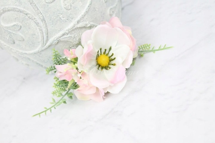 b1b1a769fce9c6bf15c21055a0b6830d