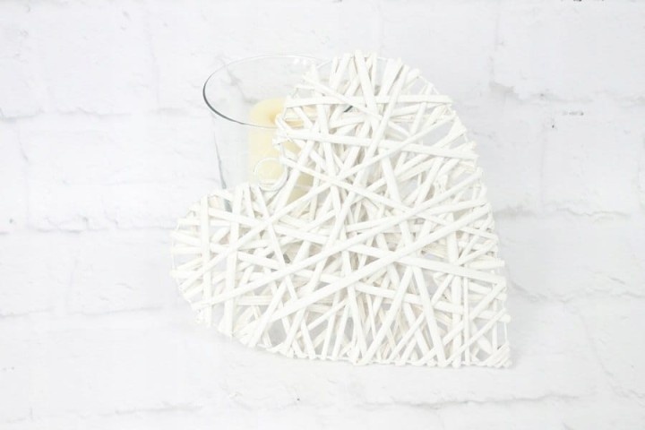 dcba73a145d84dfba290c4a8a554b278