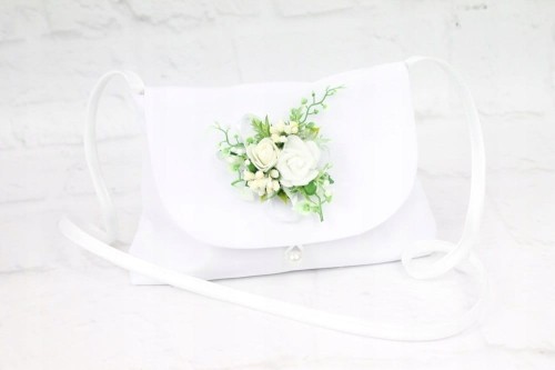 f64e45503f18732de61181b18a43775b