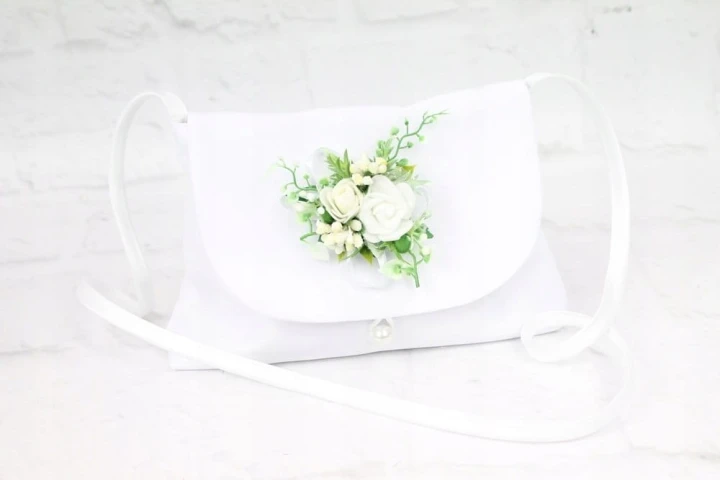 f64e45503f18732de61181b18a43775b