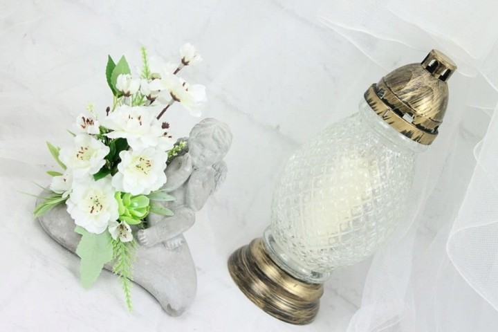 e06beaf5a8686d50761cc0f1a6a5dc93