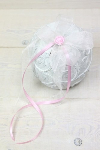 5707a145aca81d97b9f6fde7200f8354