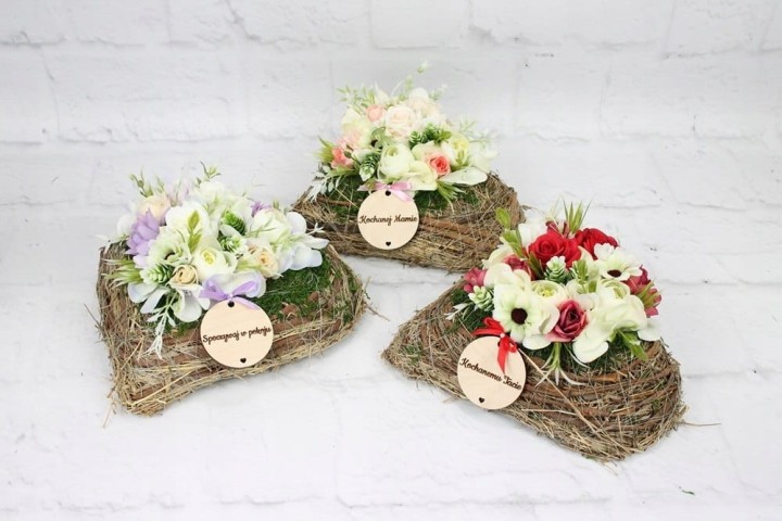 233aa9d29f67c446a87d0e45b4158f44