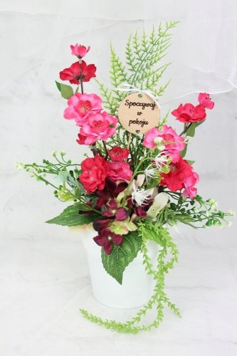 92bf0c3357633326bff3fee3d8796ce5