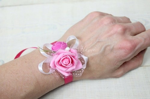 4a7d1af8fd3eec3e9da8f3d7d996060e