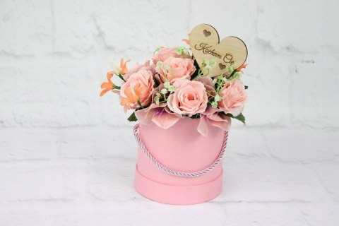 Flowerbox kwiatowy ŁOSOŚ róże DLA NIEJ WALENTYNKI Flowerbox kwiatowy ŁOSOŚ róże DLA NIEJ WALENTYNKI