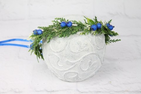 Wianek świąteczny na głowę iglasty sesja foto