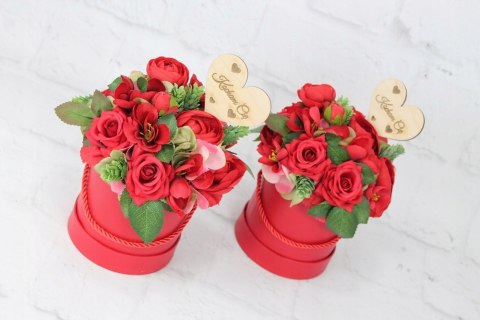 Flower box kwiatowy piękny prezent na WALENTYNKI Flower box kwiatowy piękny prezent na WALENTYNKI