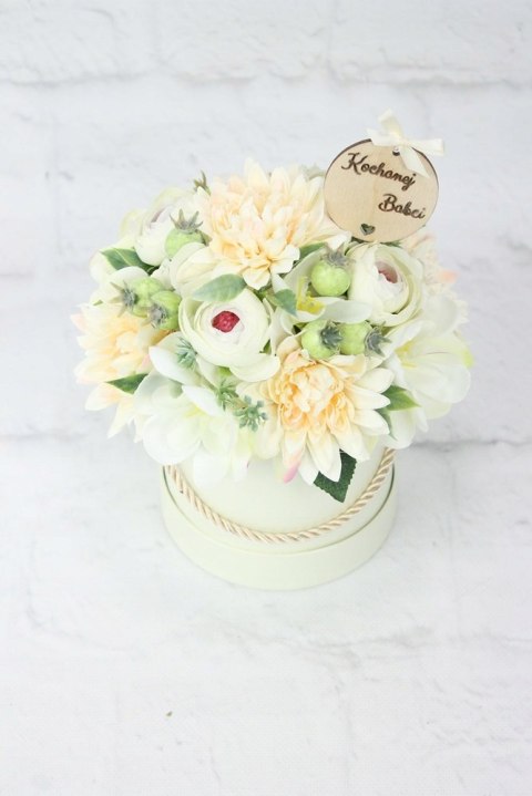 Flower box prezent kwiaty dla Babci bukiet stroik Flower box prezent kwiaty dla Babci bukiet stroik