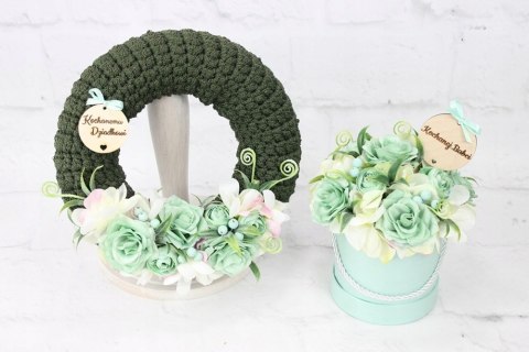 Flower box prezent kwiaty dla Babci bukiet stroik Flower box prezent kwiaty dla Babci bukiet stroik
