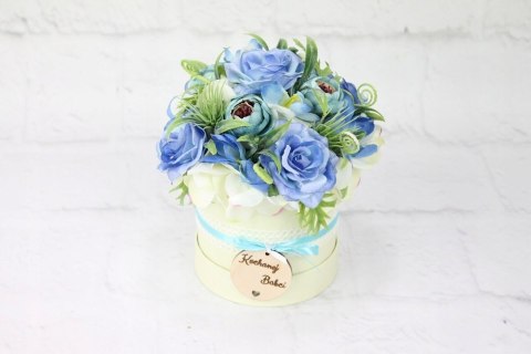 Flower box prezent kwiaty dla Babci bukiet stroik Flower box prezent kwiaty dla Babci bukiet stroik