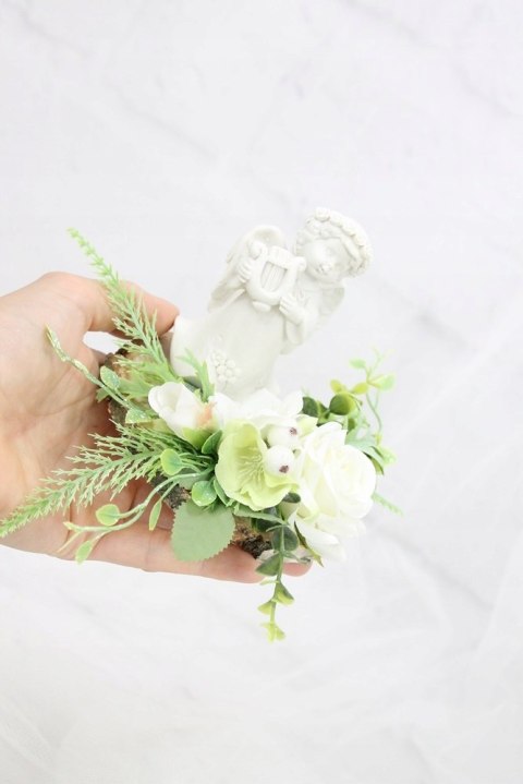 Stroik kompozycja na grób wiązanka ANIOŁEK plaster drewna