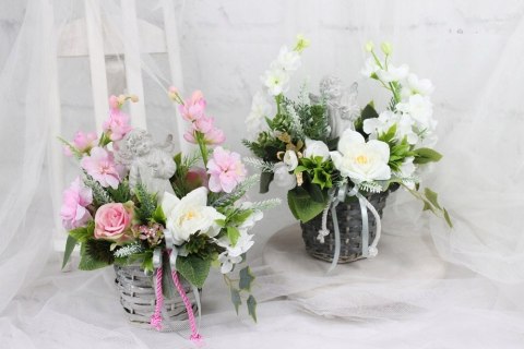 Kompozycja nagrobna ANIOŁEK stroik na grób wiązanka