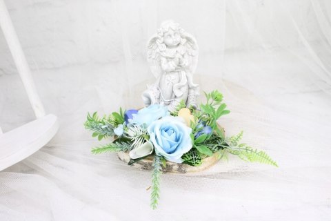 Stroik kompozycja na grób wiązanka ANIOŁEK plaster drewna Stroik kompozycja na grób wiązanka ANIOŁEK plaster drewna