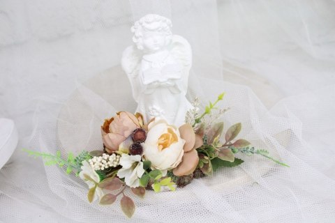 Stroik kompozycja na grób wiązanka ANIOŁEK plaster drewna Stroik kompozycja na grób wiązanka ANIOŁEK plaster drewna