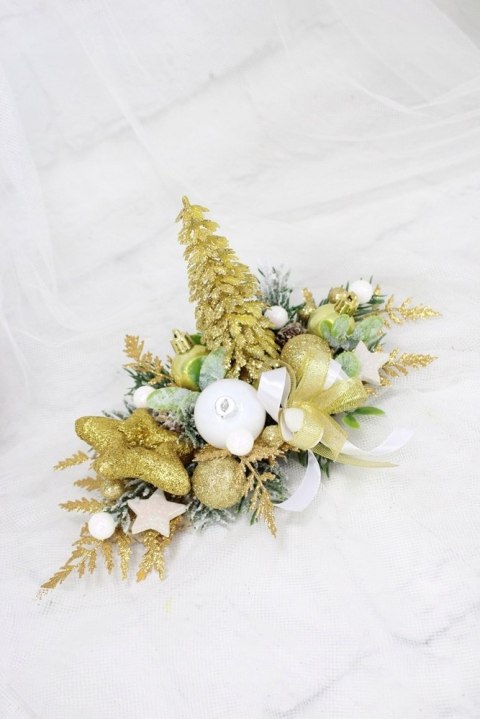 Kompozycja stroik świąteczny na stół złoty ozdoba domu choinka