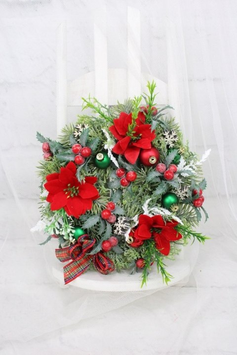 Wianek świąteczny pod znicz stroik na grób gwiazda betlejemska