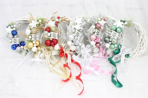 Wianek świąteczny wieniec stroik na drzwi DOMEK