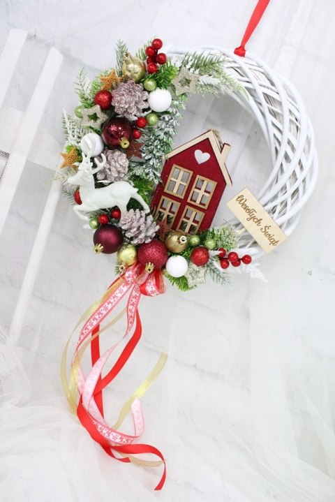 Wianek świąteczny czerwony wieniec stroik na drzwi dekoracja DOMEK