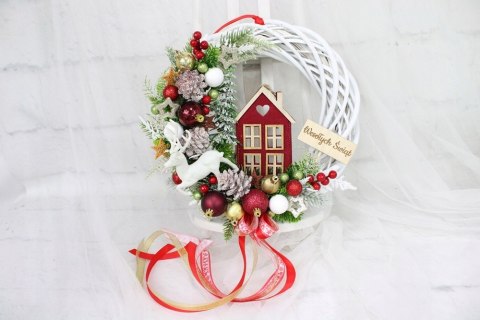 Wianek świąteczny czerwony wieniec stroik na drzwi dekoracja DOMEK