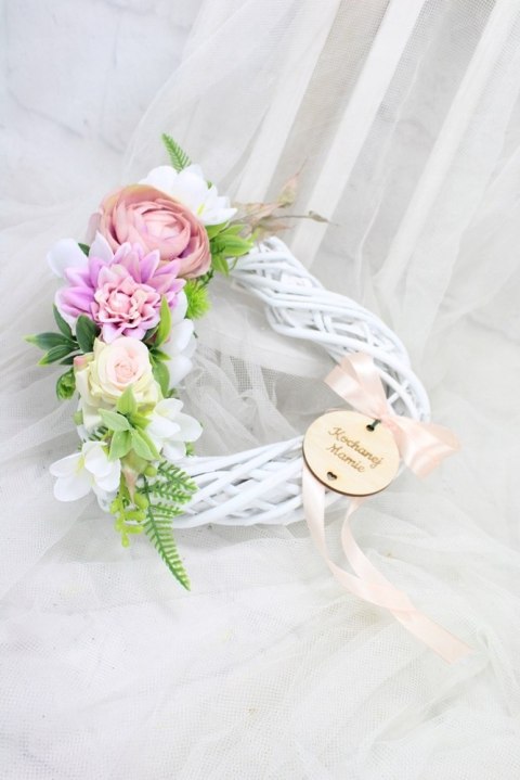 Stroik na cmentarz SERCE kwiaty wiązanka na grób pomnik róż