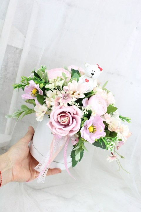 Flower Box z Misiem RÓŻOWY kompozycja kwiaty roczek chrzest baby shower Flower Box z Misiem RÓŻOWY kompozycja kwiaty roczek chrzest baby shower