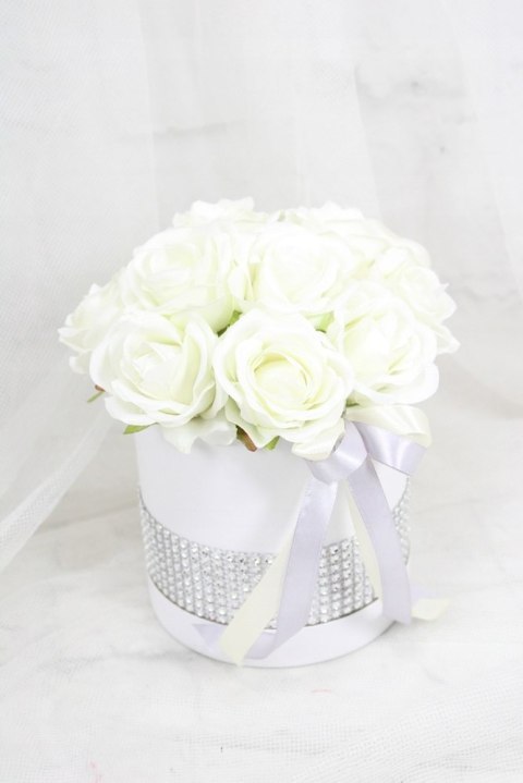 Kwiatowa dekoracja pachnący flower box KREM kwiatowe pudełko glamour Kwiatowa dekoracja pachnący flower box KREM kwiatowe pudełko glamour