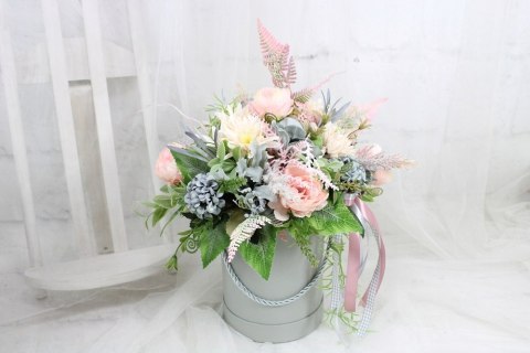 Kwiatowa dekoracja prezent flower box wysoki SZARY kwiatowe pudełko Kwiatowa dekoracja prezent flower box wysoki SZARY kwiatowe pudełko