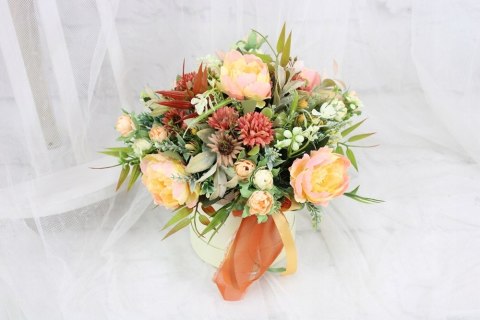 Kwiatowy flower box kompozycja na prezent ŁOSOŚ kwiatowe pudełko Kwiatowy flower box kompozycja na prezent ŁOSOŚ kwiatowe pudełko