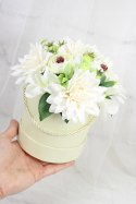 Kwiatowy flower box pachnące kwiaty w pudełku bukiet KREM