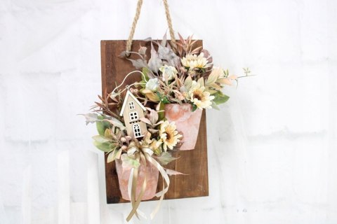 Stroik ramka ozdobna wisząca dekoracja domu upominek kompozycja kwiatowa