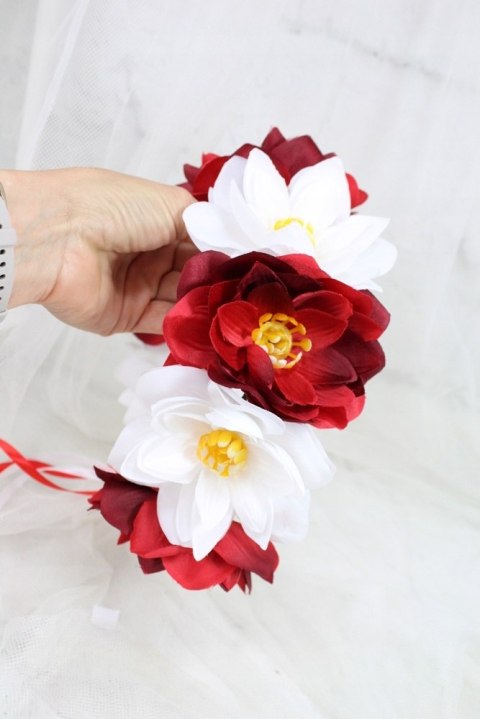 Wianek BIAŁO CZERWONY magnolia do włosów POLSKA kibic folk