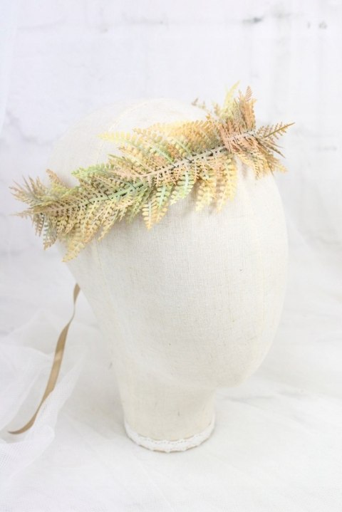 Wianek na głowę jesienny paproć boho sesja do zdjęć