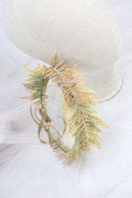 Wianek na głowę jesienny paproć boho sesja do zdjęć