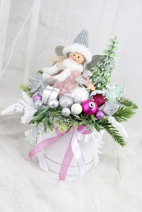 Kompozycja świąteczna aniołek box stroik do domu różowy
