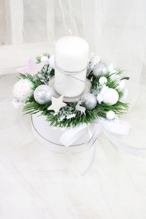 Kompozycja zimowa stroik świąteczny na stół ozdoba