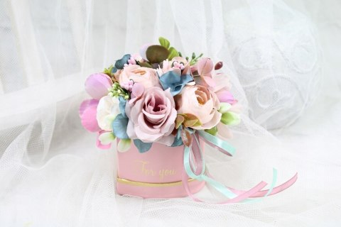 Kwiatowe pudełko serce prezent róże pachnący Box