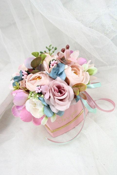 Kwiatowe pudełko serce prezent róże pachnący Box