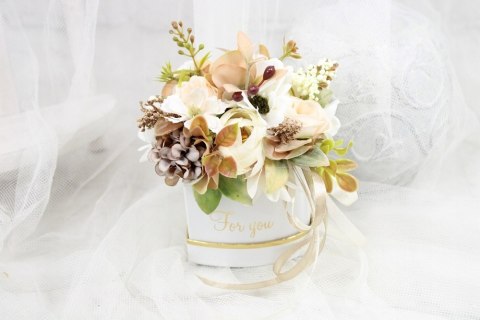 Kwiatowe pudełko serce prezent róże pachnący Box