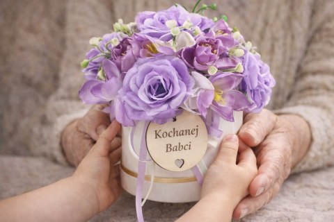 Stroik box prezent kwiaty dla Dziadka Babci pachnący bukiet kwiatów