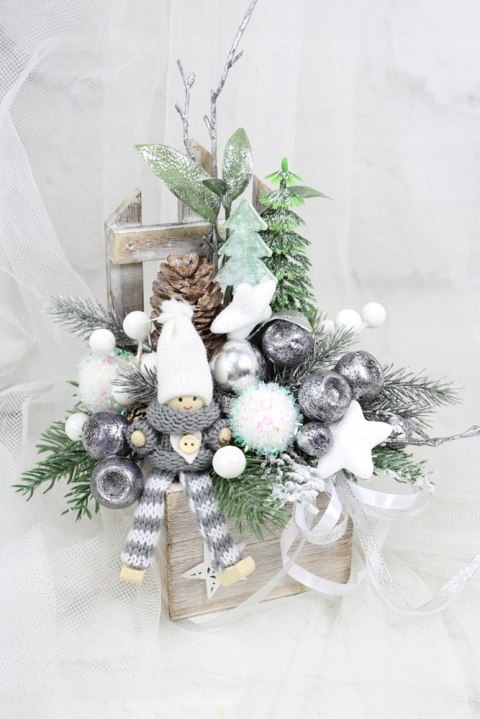 Stroik świąteczny na stół kompozycja bożenarodzenie makoszki