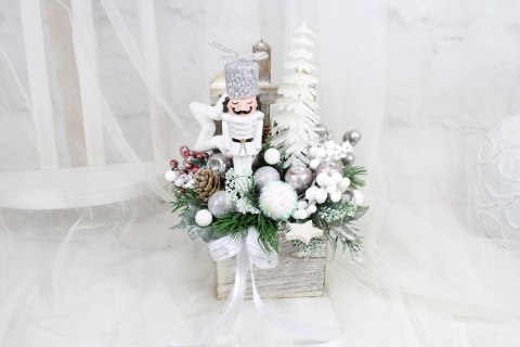 Stroik świąteczny na stół kompozycja bożenarodzenie żołnierz