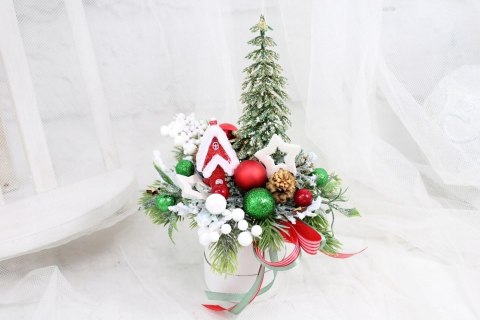 Świąteczny stroik na stół box dekoracja domu domek