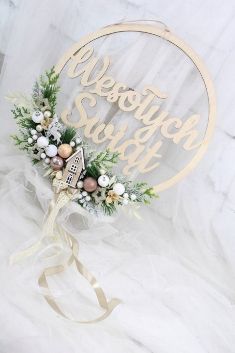 Wianek stroik świąteczny obręcz dekoracja do domu domek