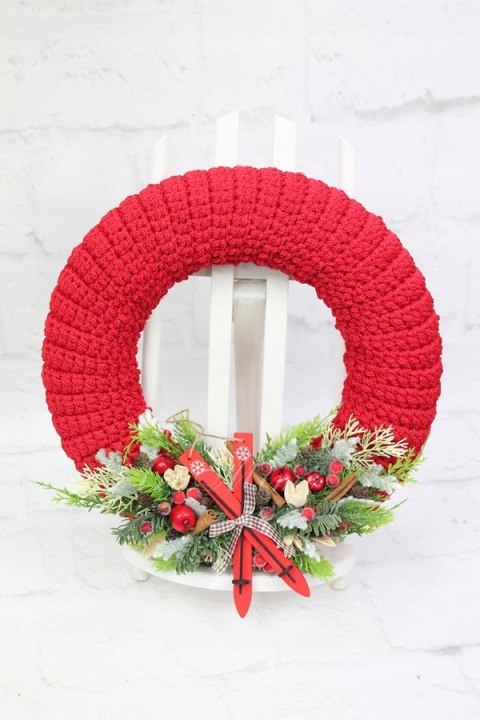 Wianek świąteczny sweterek dekoracja domu stylowy