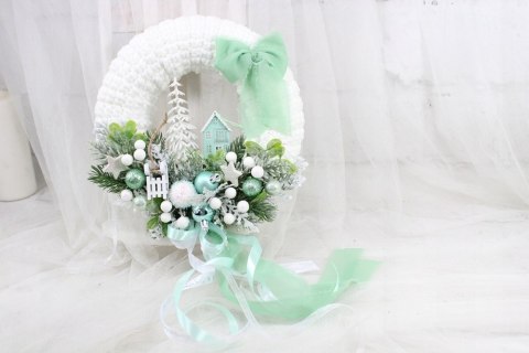 Wianek świąteczny sweterek stroik boże narodzenie stylowy