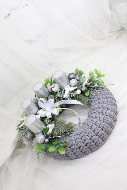 Wianek świąteczny sweterek wieniec adwentowy stroik dekoracja stołu