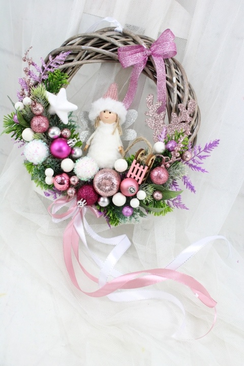 Wianek świąteczny wieniec stroik na drzwi ozdoba domu aniołek