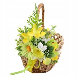 Koszyk wielkanocny udekorowany kwiatami koszyczek do święcenia