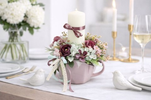 Stroik kwiatowy filiżanka świeca ozdoba stołu stylowa dekoracja